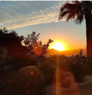 Amanecer o atardecer desde la casa o chalet o alrededores