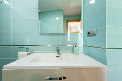 Un baño de Arrayan Central Suite by Valcambre