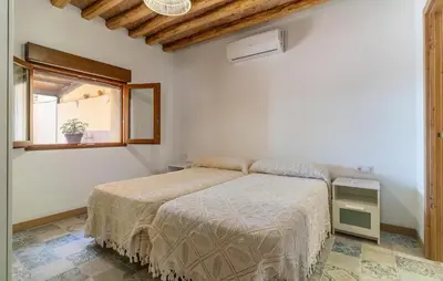 Cama o camas de una habitación en Stunning Home In Fuente Vaqueros