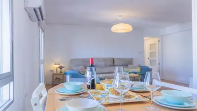 Bebidas en Apartamento con Vistas a la Catedral de Córdoba