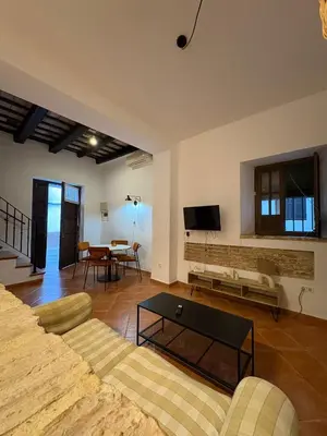Una televisión o centro de entretenimiento en Sol de Ancha