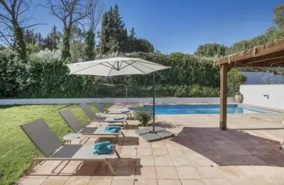 Piscina en o cerca de Casa Cerezo