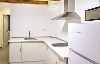 Una cocina o zona de cocina en Encantador Estudio en el centro