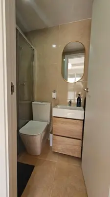 Un baño de Estudio para pareja en Jaén