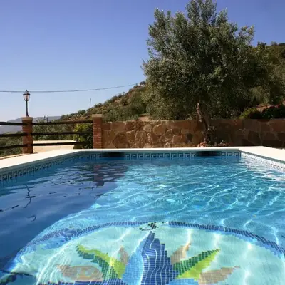Peaceful Retreat in Alora for Families and Friends