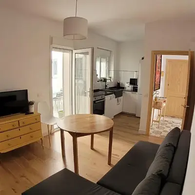 Apartamento con WiFi y aparcamiento privado