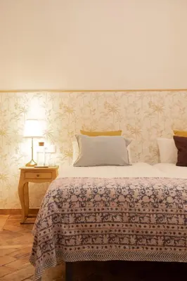 Cama o camas de una habitación en Aitana in Tintes Sevilla's Gem