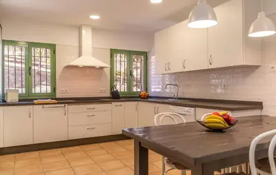 Una cocina o zona de cocina en Gorgeous Home In Atarfe