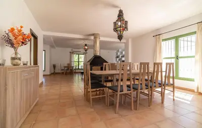Plano de Gorgeous Home In Atarfe