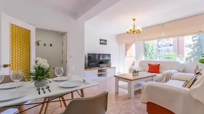 Una televisión o centro de entretenimiento en Apartamento acogedor y luminoso en Córdoba