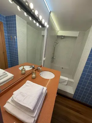 Un baño de Casa del Conde - Dúplex Catedral con Aparcamiento