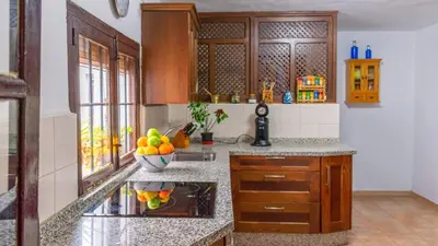 Una cocina o zona de cocina en La Zaranda de Pinillos Antequera by Ruralidays