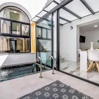 El Patio del Agua - Luxury Center Apartment