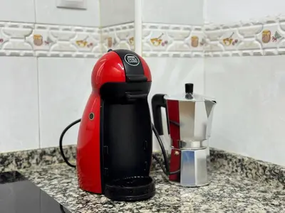 Utensilios para hacer té y café en Apartamento Marquesa Valdeiglesias