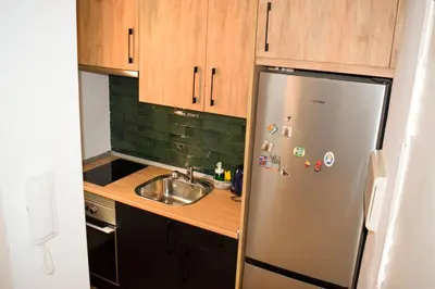 Una cocina o zona de cocina en Hostfy Centro, Bustos Tavera