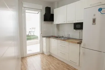 Una cocina o zona de cocina en Casa de dos plantas ,Las niñas