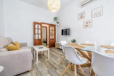 Una televisión o centro de entretenimiento en Cordoba Essence, Parking incluido junto al centro y casco histórico