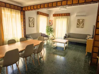 Zona de estar de Ronda Suite, Parking gratuito cercano
