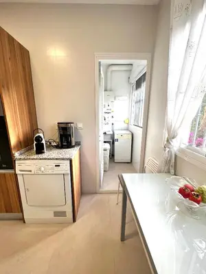 Una cocina o zona de cocina en Charming abode