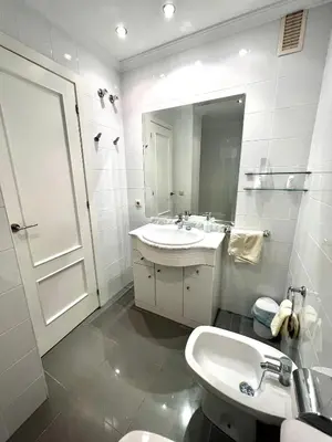 Un baño de Charming abode