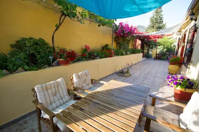Jardín al aire libre en Casa Rural Cortijos San Jose