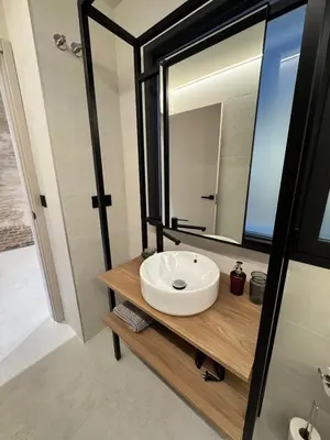 Plano de Industrial apartment near plaza ponce de leon