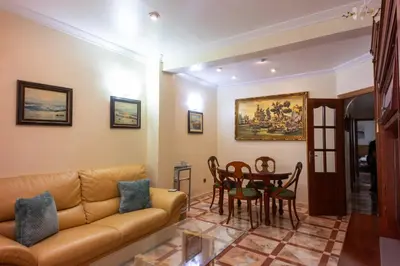 Zona de estar de Piso de 3 habitaciones a las afueras de Sevilla