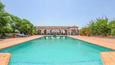 Piscina en o cerca de Finca Jaralta Carmen by Ruralidays