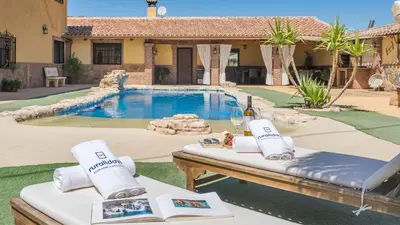 Piscina en o cerca de La Curra Loja by Ruralidays