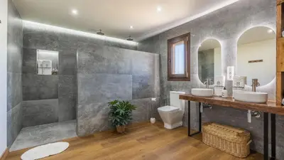 Un baño de La Curra Loja by Ruralidays