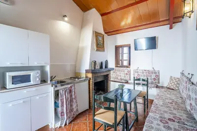 Una cocina o zona de cocina en Cubo's Casa Rural Cortijo El Puntal