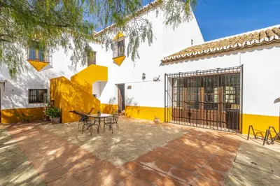 Edificio en el que se encuentra la casa o chalet