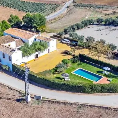 Cubo's Casa Rural Cortijo El Puntal