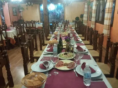 Comida en o cerca de este hostal o pensión