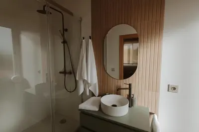 Un baño de Hotel Asador Las Viñas