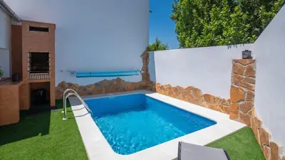 Piscina en o cerca de Casa Ángeles Cuevas Bajas by Ruralidays