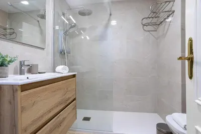 Un baño de Genteel Home Avenida América Córdoba