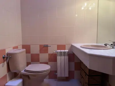 Un baño de La Retama de la Encantada