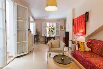 Zona de estar de Lirio de Sevilla Apartment with a pool in the old town