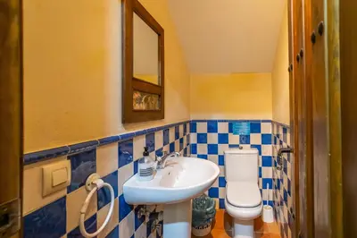 Un baño de Cubo's Casa Rural La Camorra Cortijo el Puntal