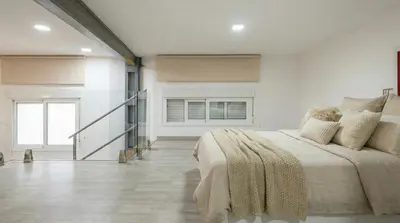 Cama o camas de una habitación en NEW! Huge & Sunny 2BR Duplex 10' Setas