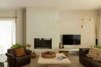Una televisión o centro de entretenimiento en Villa With Pool In The Axarquía Mountains