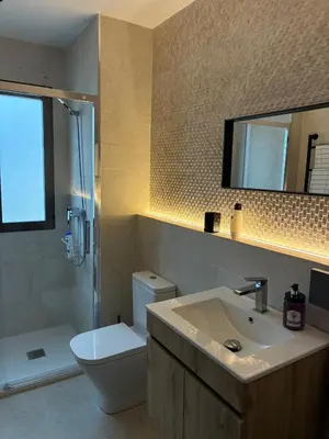 Un baño de El Paseo de Baeza