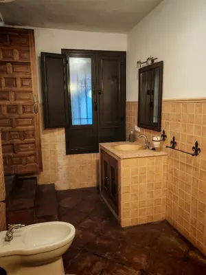 Un baño de Hostal Casa Inés La Valerosa