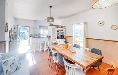 Una cocina o zona de cocina en Casa El Almendro