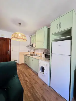 Una cocina o zona de cocina en The Llanete Collection 02