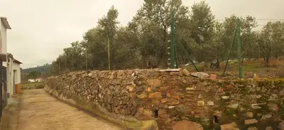 Jardín al aire libre en Villa Tara Los Arcos