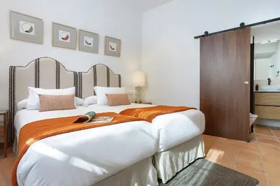 Cama o camas de una habitación en Genteel Home Casa San Pedro Cordoba