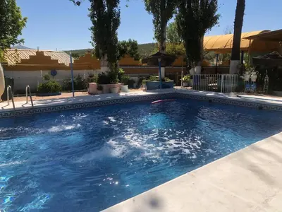 Piscina en o cerca de Casa para Grupos en Lucena Piscina Privada y Barbacoa 14 personas