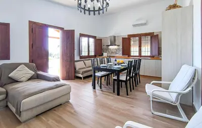 Zona de estar de Amazing Home In Adamuz